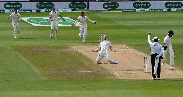 Ben Stokes claimed Kohli's wicket to stop India's chase